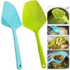 1pc Kitchen Gadget Colander Spatula Leaking Net Strainer Soup Spoon Line Leak Thick Nylon Large Spoon Silicone Leak Ice Shovel 13.5in*4.92in - Green